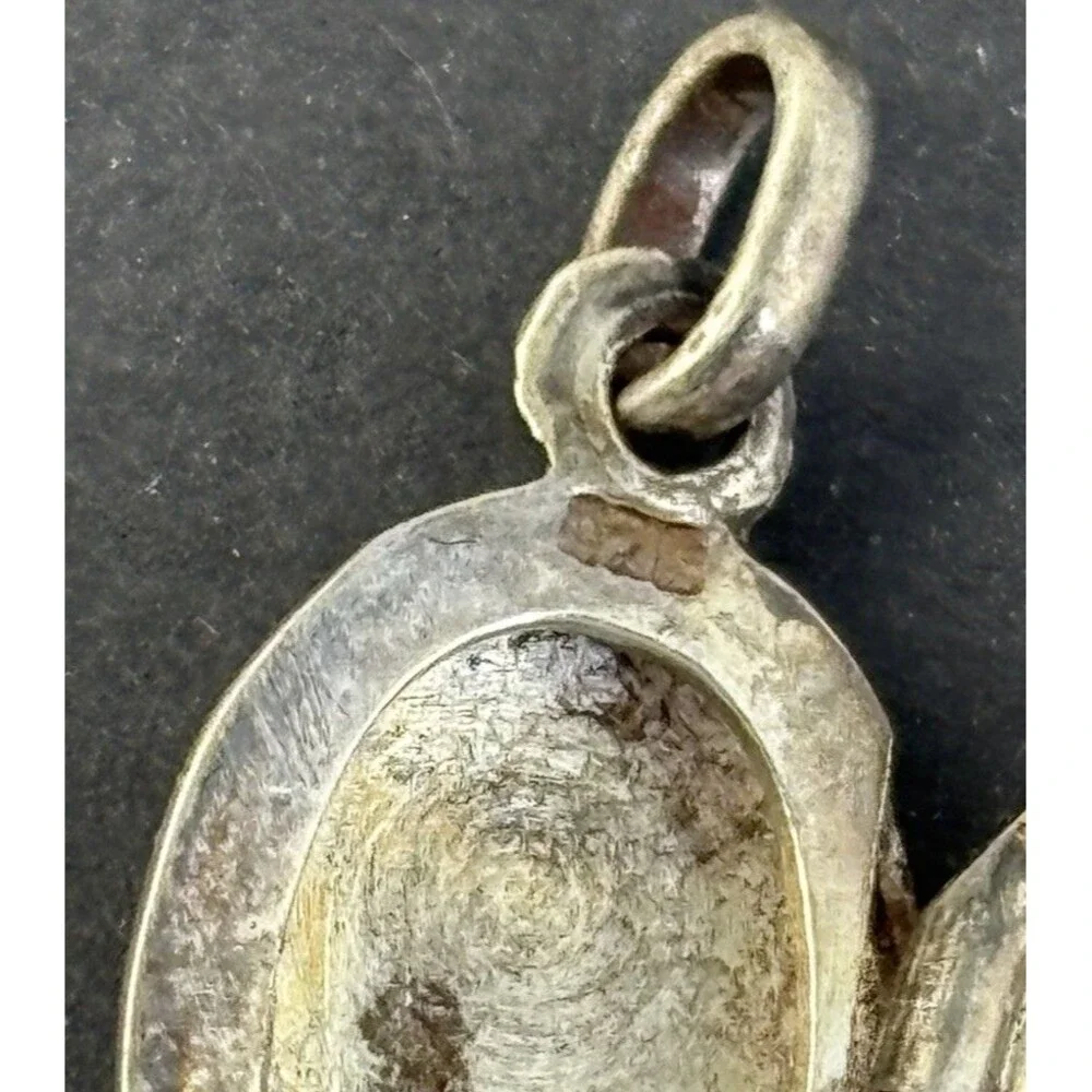 Vintage Sterling Silver Etched Oval  1/2” Small Locket Pendant